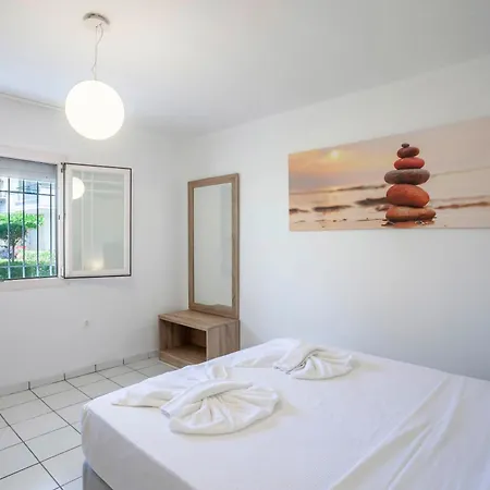 Aris Luxury Apartament Pefkochori