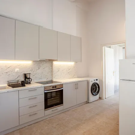 Aris Luxury