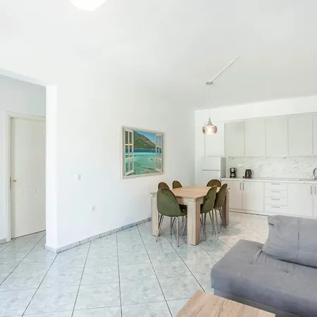 Aris Luxury Appartement