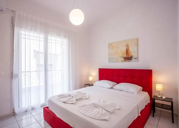 Aris Luxury Apartment Pefkochori