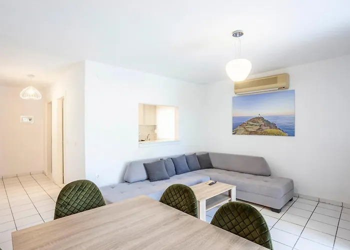 Aris Luxury Apartment