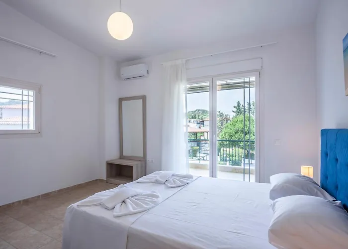 Aris Luxury Apartment *